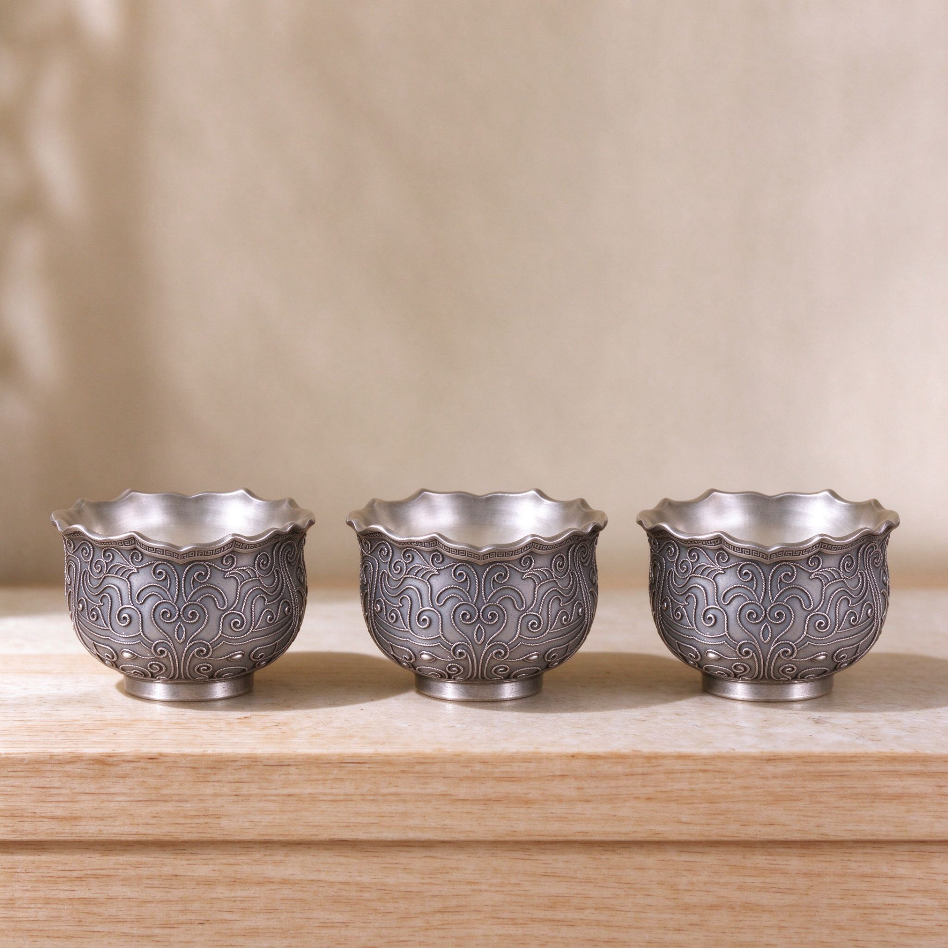 「卷草银韵」花丝手作银壶茶具套组